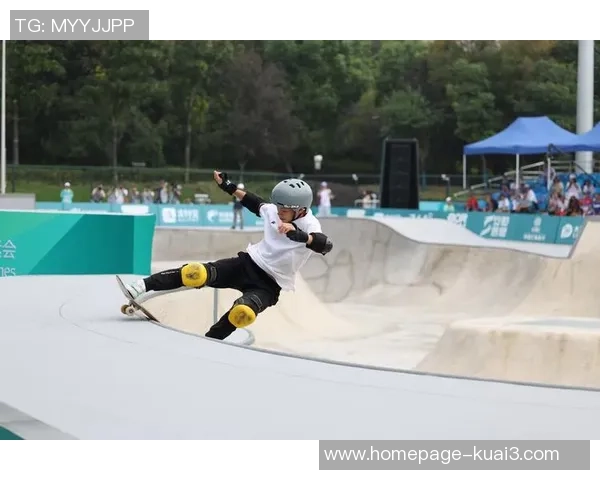 广州滑板队的表现分析与控制技巧的得失探讨