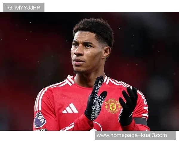 拉什福德在赛季中的表现分析与未来发展潜力探讨 拉什福德在赛季中的表现分析与未来发展潜力探讨